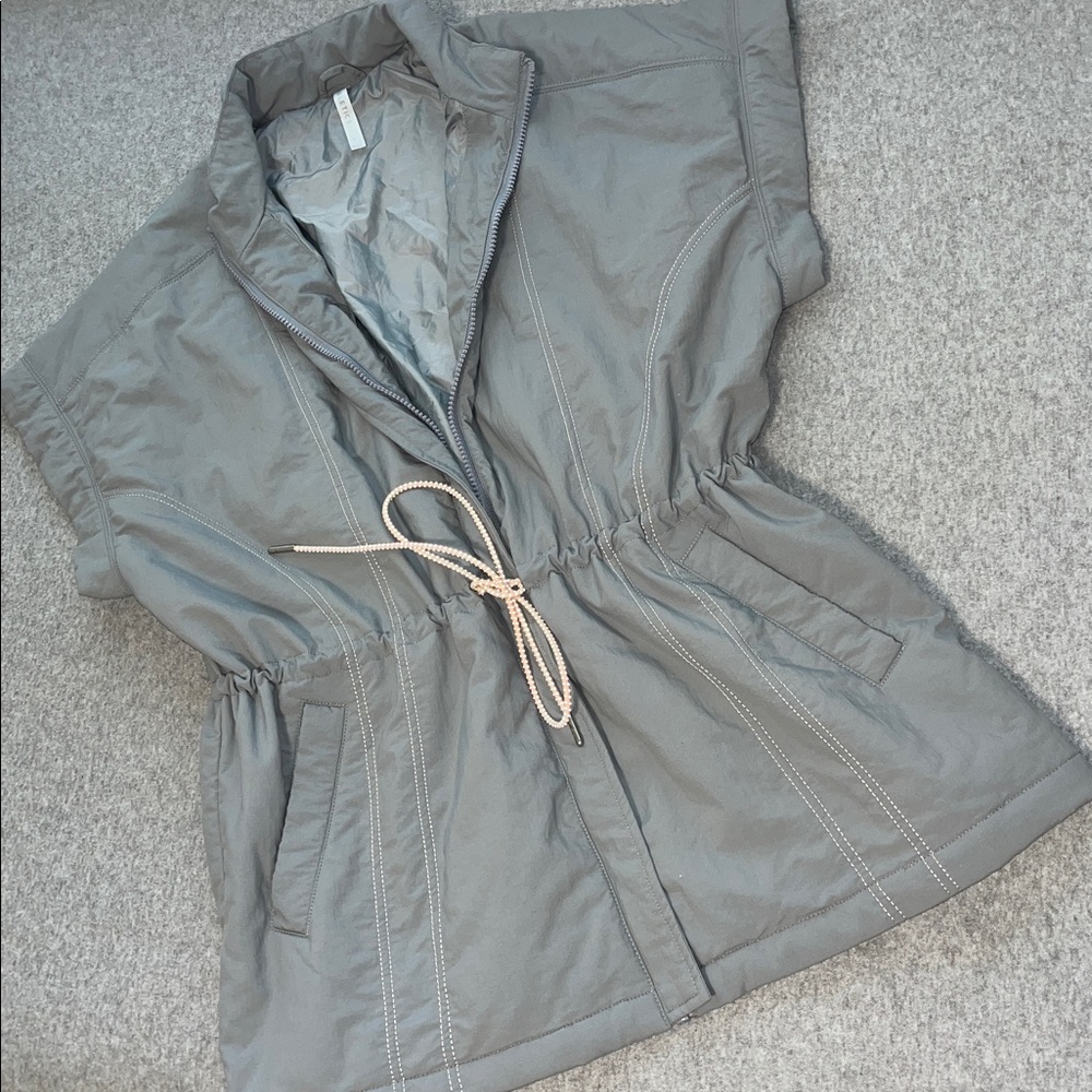 Fabletics Zip Drawstring Vest Womens Large Athlet… - image 2